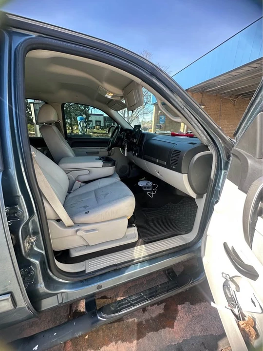 2011 Chevrolet Silverado 2nd Gen - Image 5 of 8