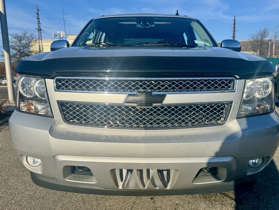 2011 Chevrolet Avalanche - Image 5 of 21
