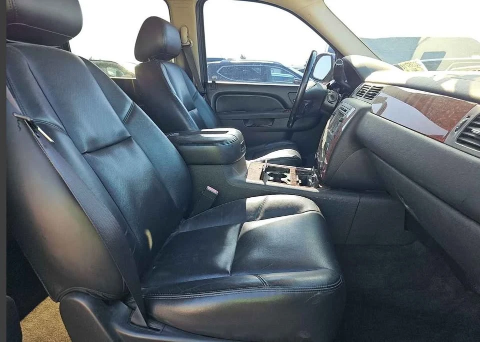 2011 Chevrolet Avalanche - Image 7 of 20