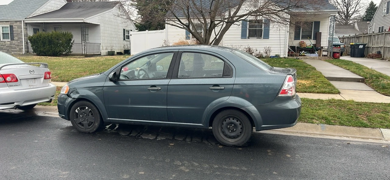 2011 Chevrolet Aveo/Sonic - Image 2 of 6