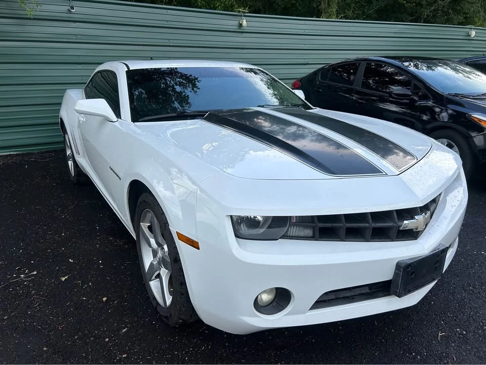 2011 Chevrolet Camaro 5th Gen - Image 2 of 9