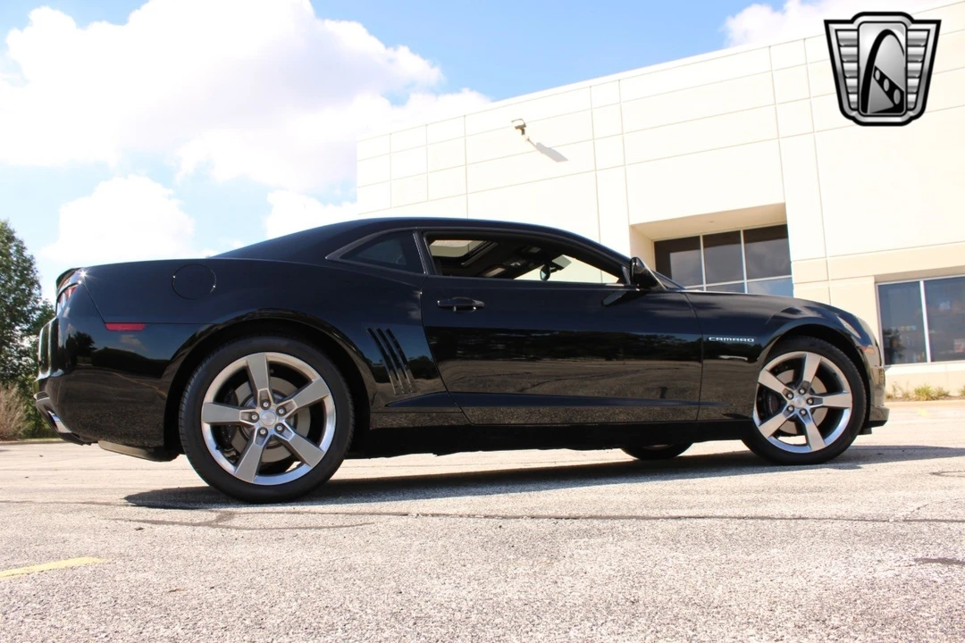 2011 Chevrolet Camaro 5th Gen - Image 9 of 12