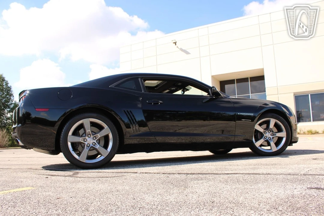 2011 Chevrolet Camaro 5th Gen - Image 15 of 21
