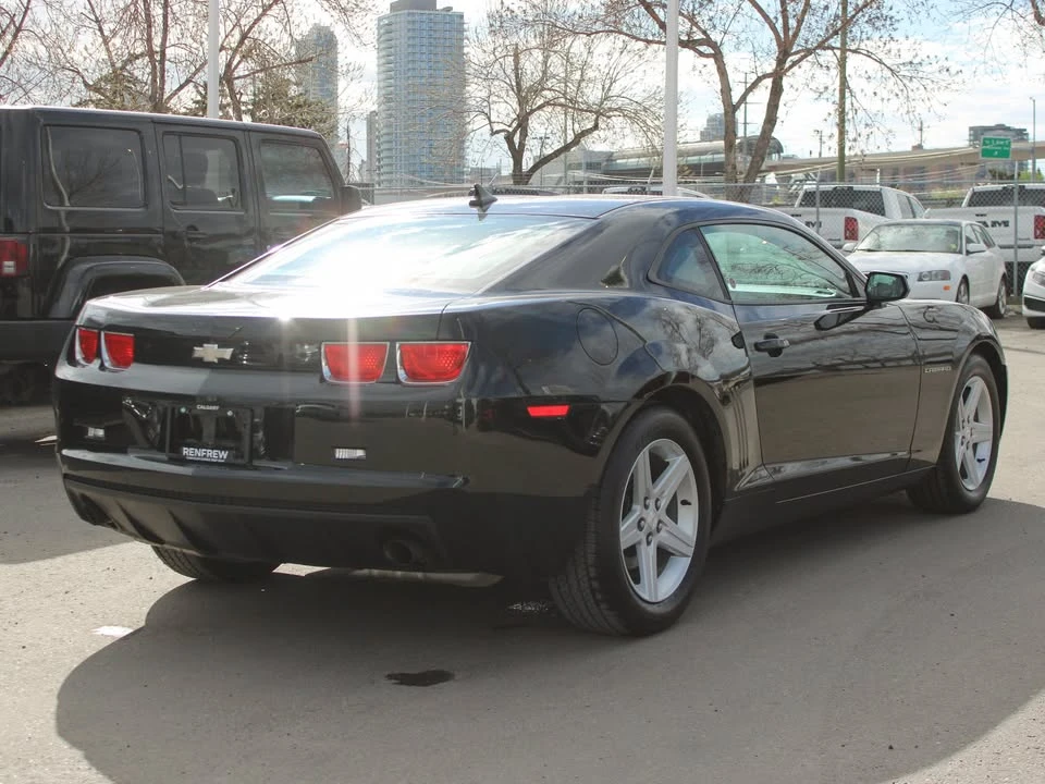 2011 Chevrolet Camaro 5th Gen - Image 5 of 15