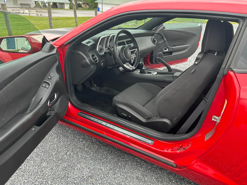 2011 Chevrolet Camaro SS 5th Gen - Image 27 of 31