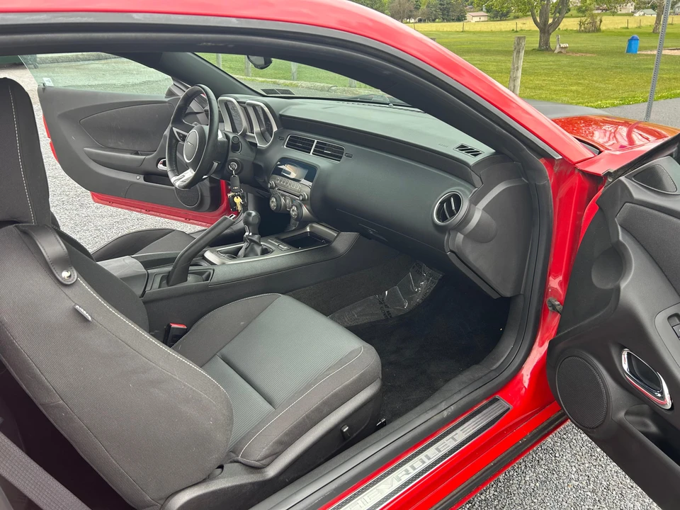 2011 Chevrolet Camaro SS 5th Gen - Image 30 of 31