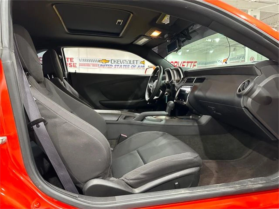 2011 Chevrolet Camaro 5th Gen - Image 12 of 30