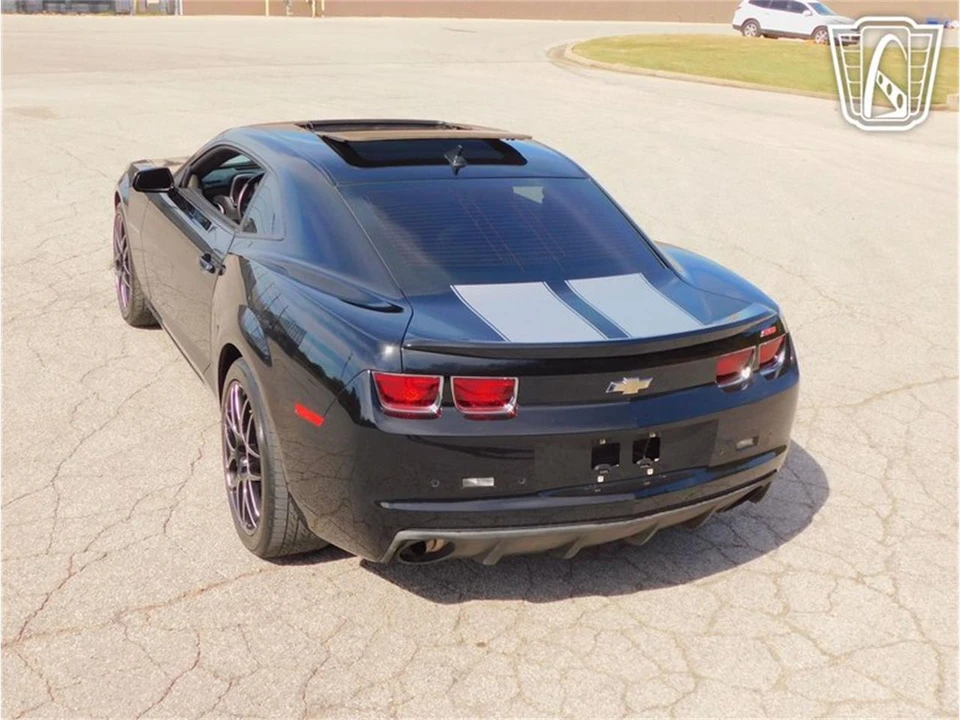 2011 Chevrolet Camaro 5th Gen - Image 16 of 31