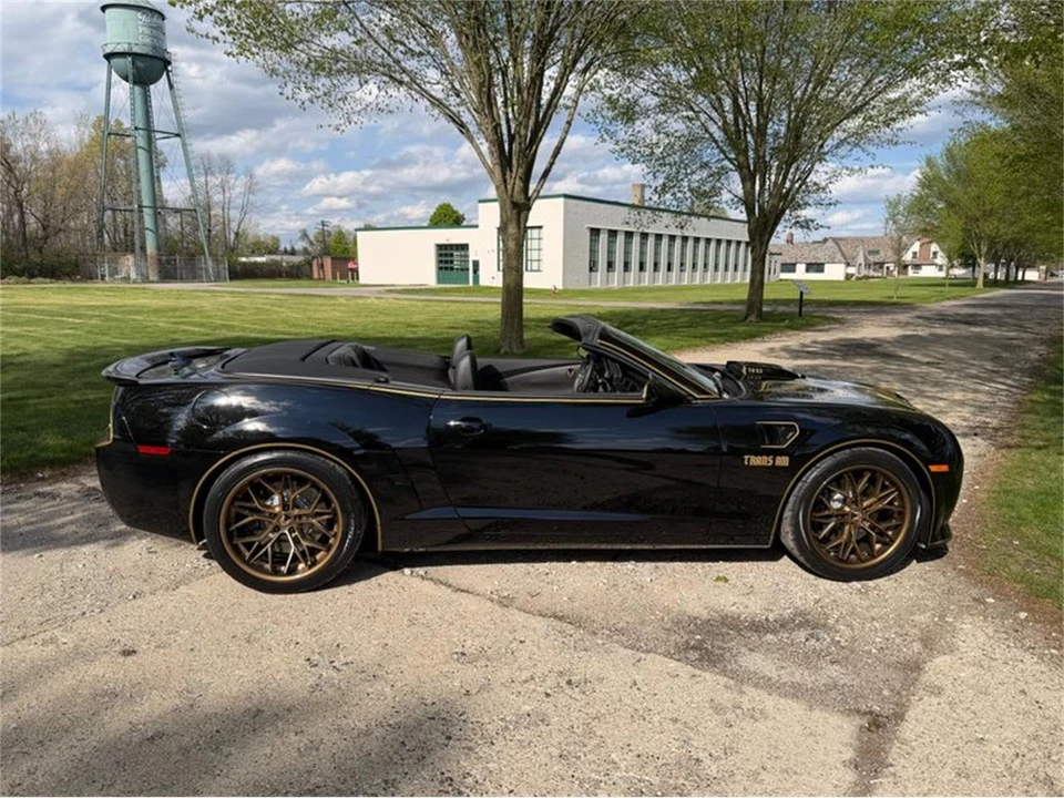 2011 Chevrolet Camaro 5th Gen - Image 10 of 31