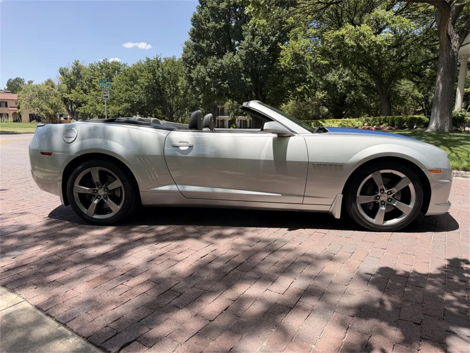 2011 Chevrolet Camaro 5th Gen - Image 5 of 24