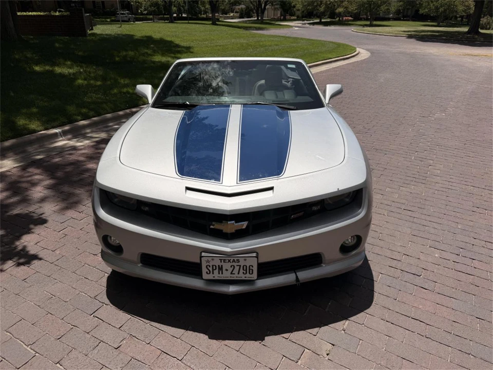 2011 Chevrolet Camaro 5th Gen - Image 2 of 24