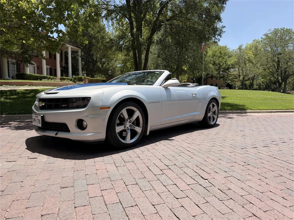 2011 Chevrolet Camaro 5th Gen - Image 11 of 24