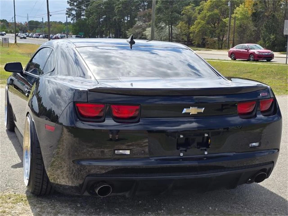 2011 Chevrolet Camaro 5th Gen - Image 10 of 31