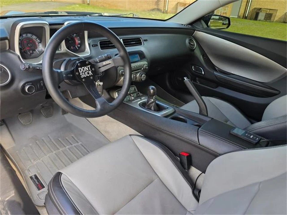 2011 Chevrolet Camaro 5th Gen - Image 17 of 31