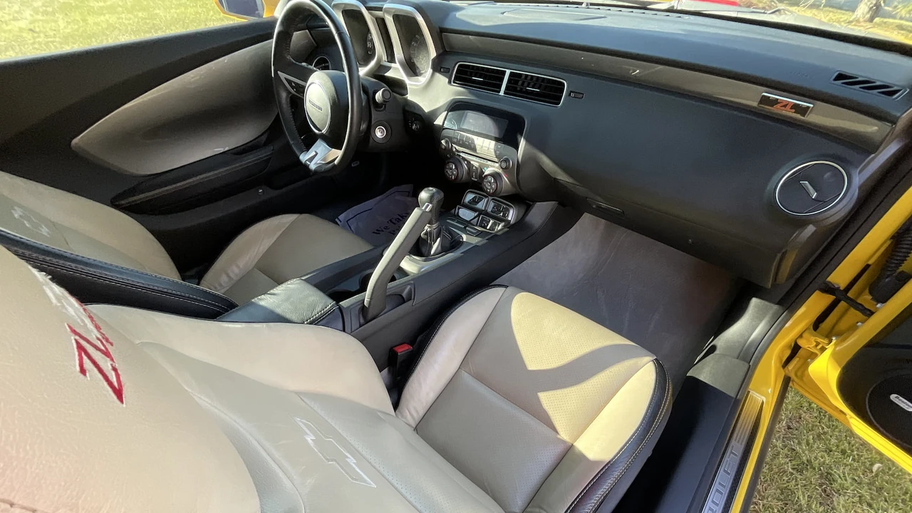 2011 Chevrolet Camaro 5th Gen - Image 7 of 25