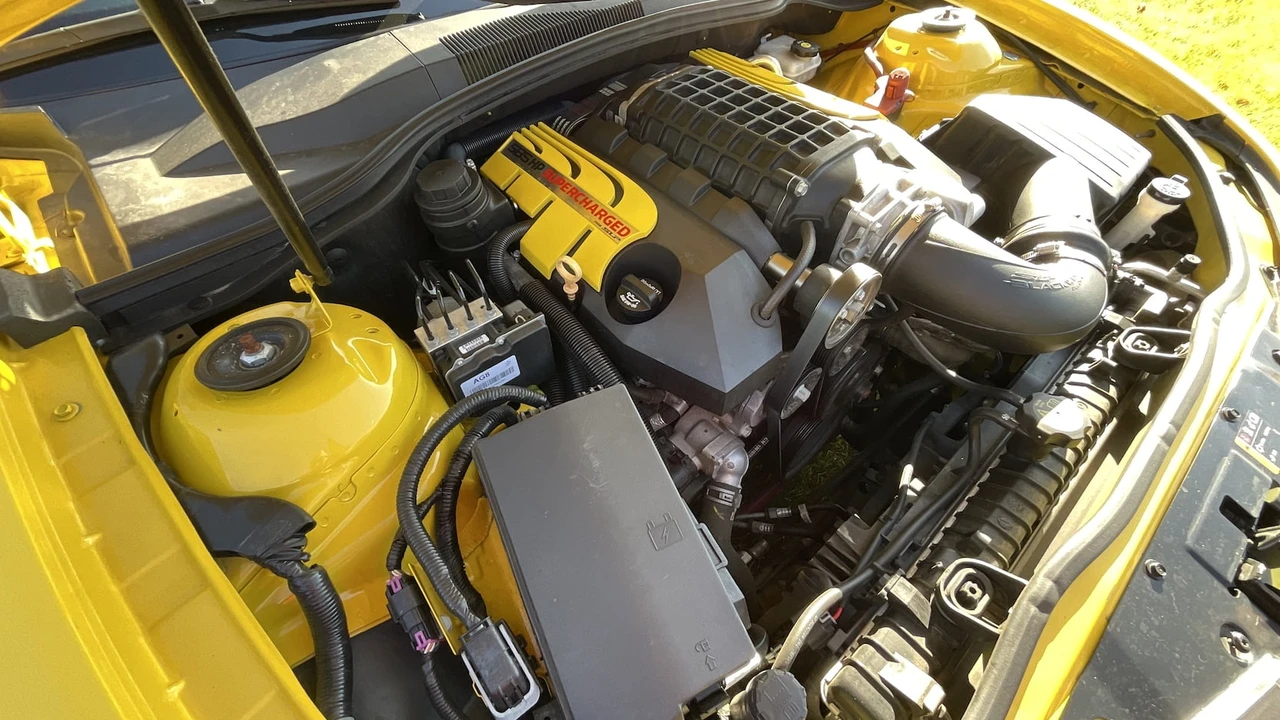 2011 Chevrolet Camaro 5th Gen - Image 17 of 26