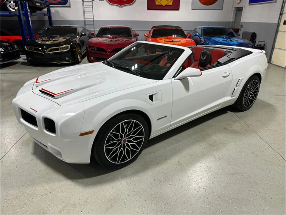 2011 Chevrolet Camaro 5th Gen - Image 2 of 31