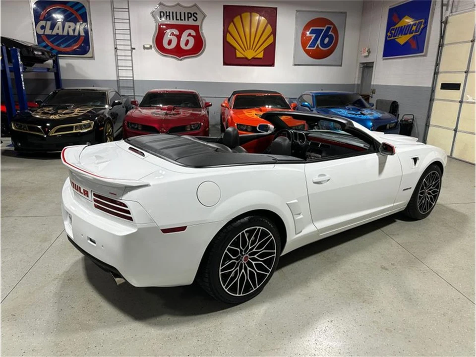 2011 Chevrolet Camaro 5th Gen - Image 8 of 31