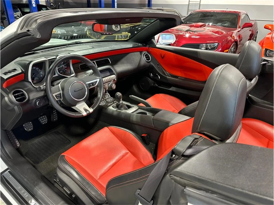 2011 Chevrolet Camaro 5th Gen - Image 16 of 31