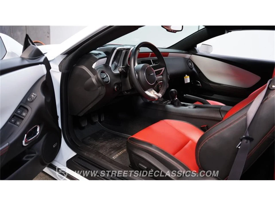 2011 Chevrolet Camaro 5th Gen - Image 4 of 31