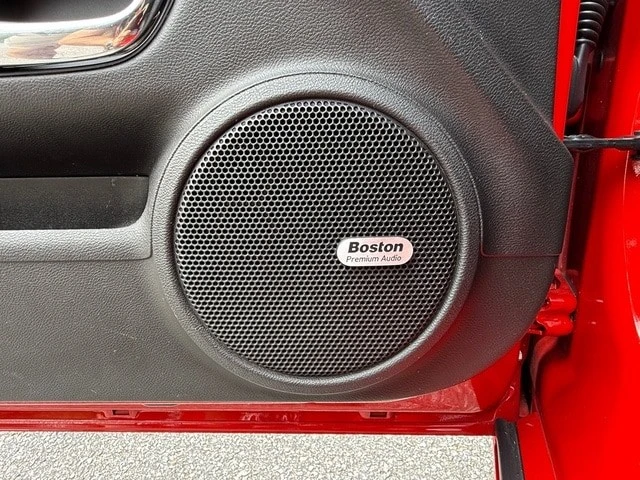 2011 Chevrolet Camaro 5th Gen - Image 12 of 25