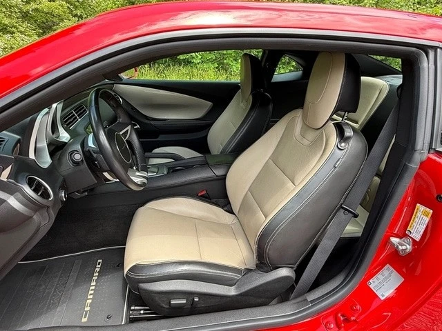 2011 Chevrolet Camaro 5th Gen - Image 10 of 25