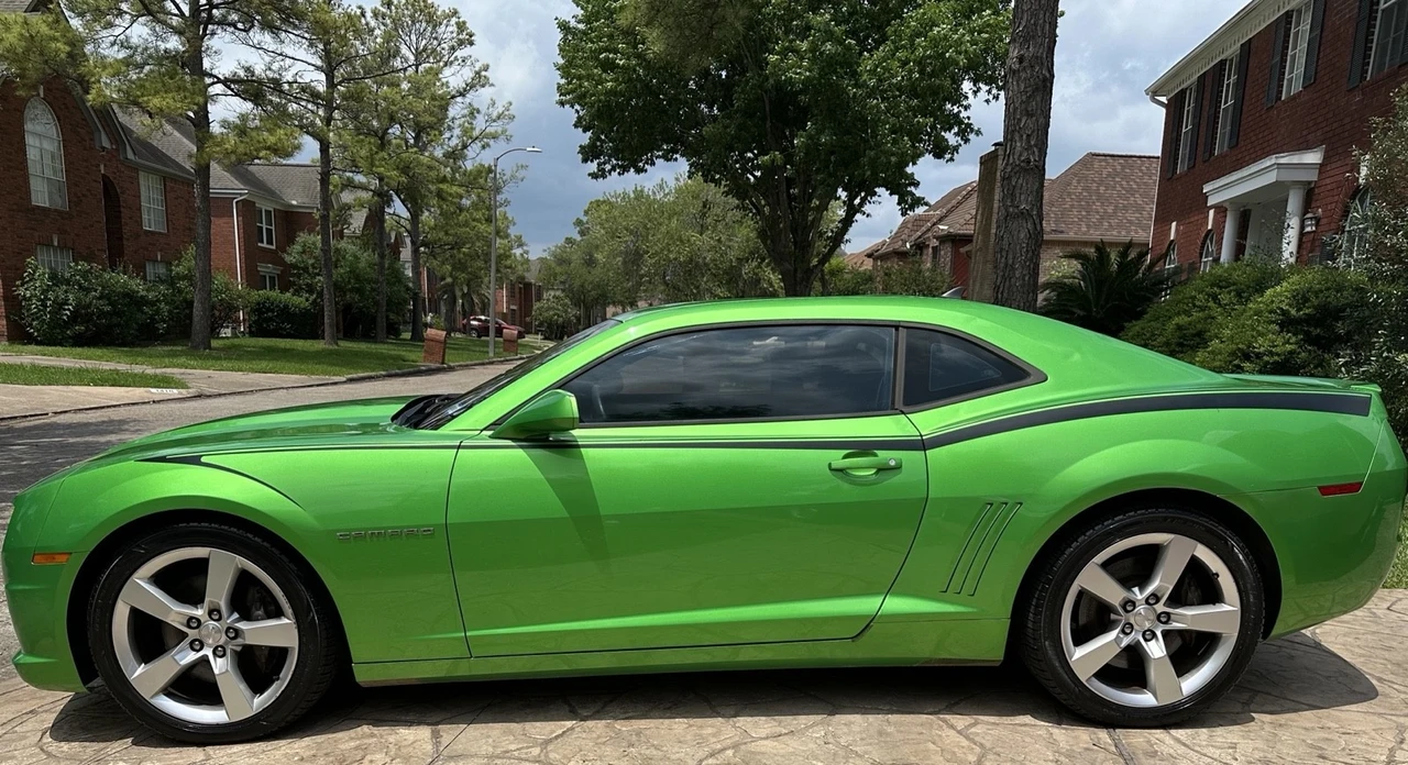 2011 Chevrolet Camaro SS 5th Gen - Image 27 of 31