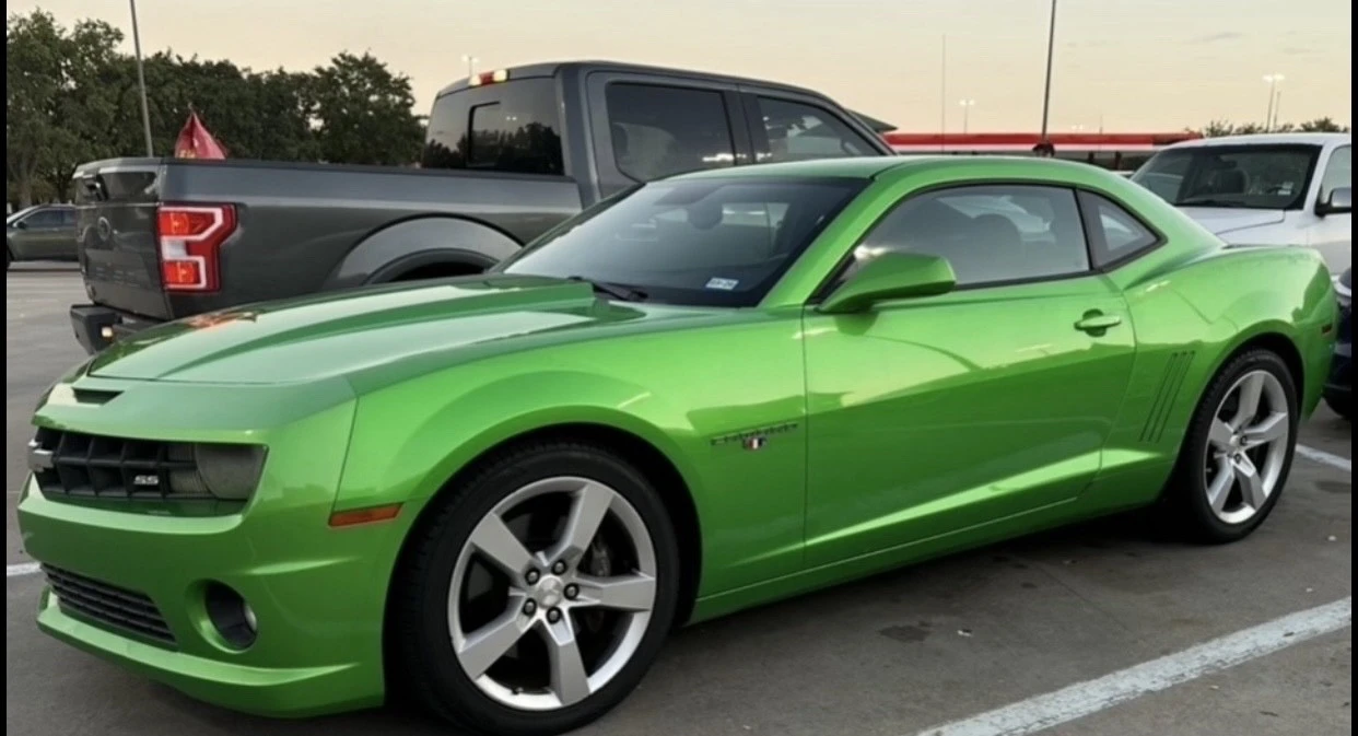 2011 Chevrolet Camaro SS 5th Gen - Image 8 of 31