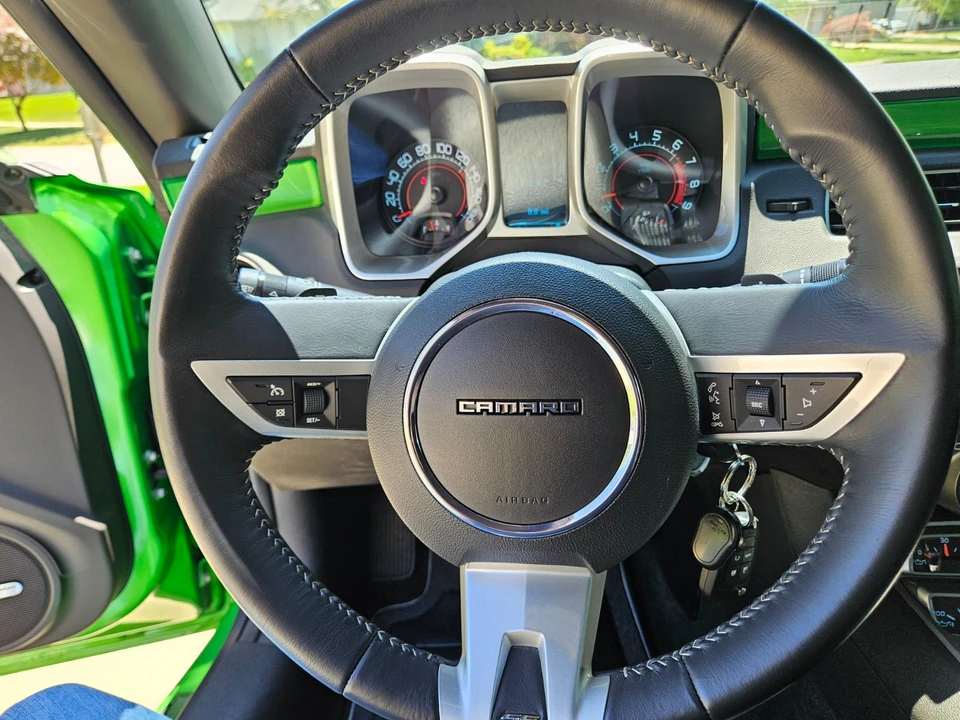 2011 Chevrolet Camaro SS 5th Gen - Image 21 of 31