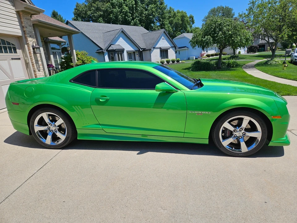 2011 Chevrolet Camaro SS 5th Gen - Image 10 of 31