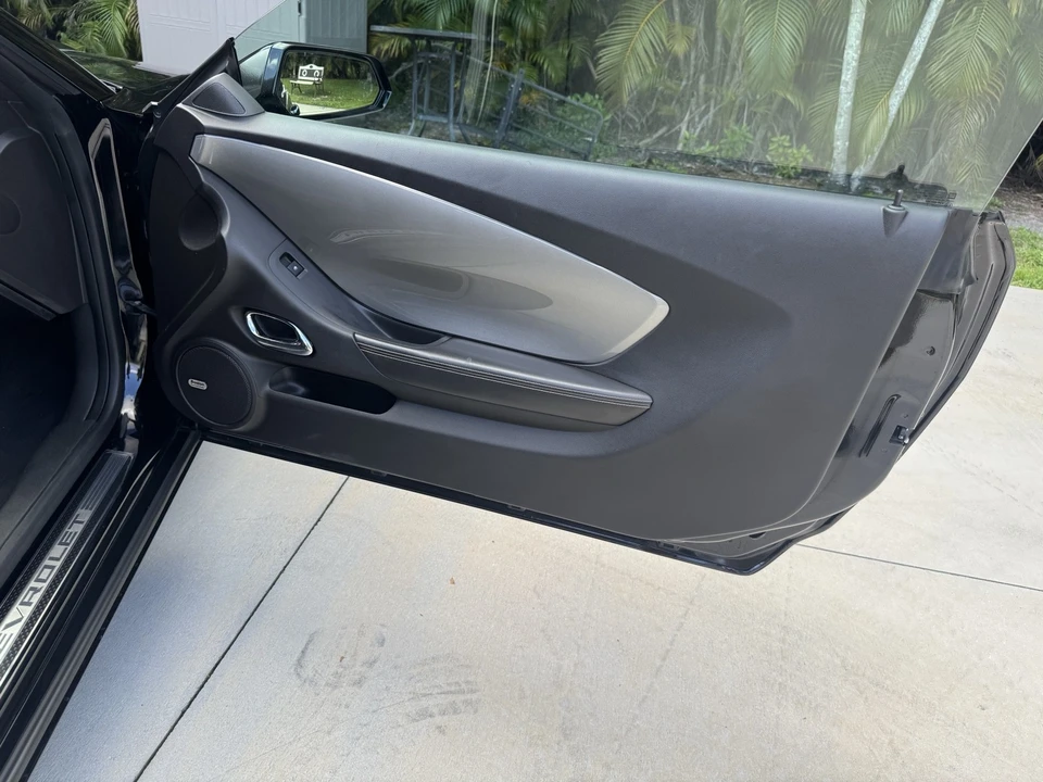 2011 Chevrolet Camaro SS 5th Gen - Image 29 of 31