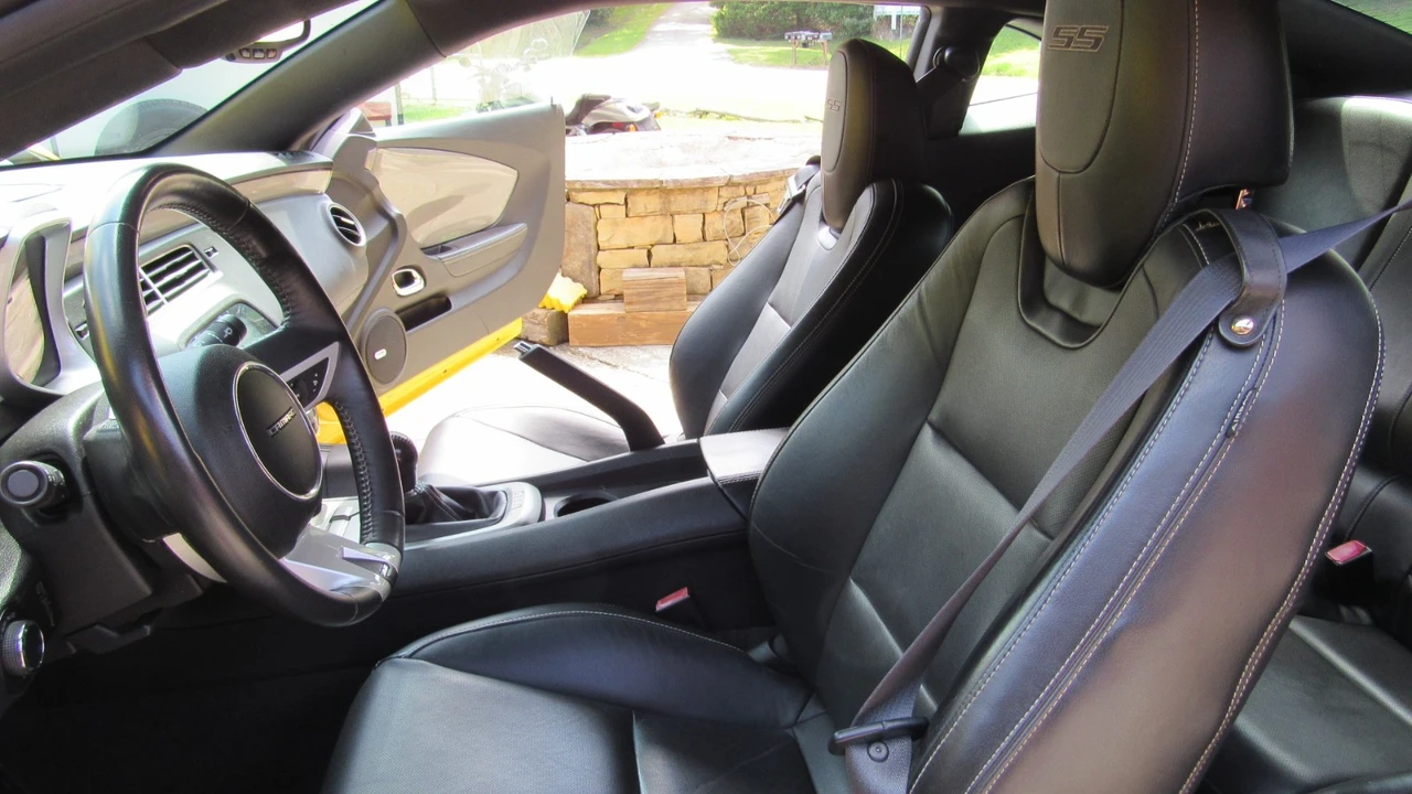 2011 Chevrolet Camaro SS 5th Gen - Image 14 of 21