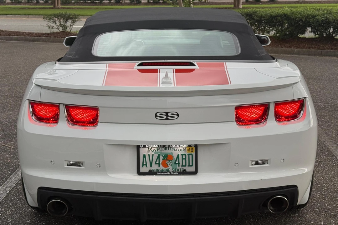 2011 Chevrolet Camaro SS 5th Gen - Image 5 of 31