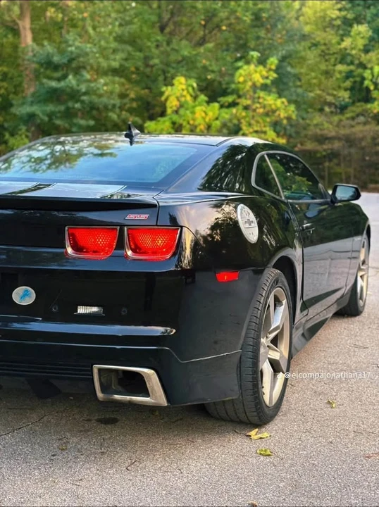 2011 Chevrolet Camaro SS 5th Gen - Image 16 of 19