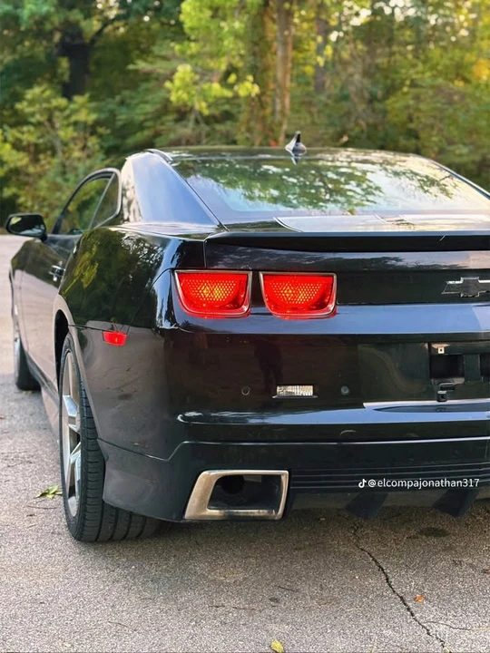 2011 Chevrolet Camaro SS 5th Gen - Image 15 of 19