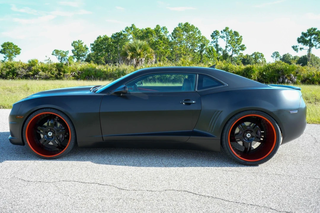 2011 Chevrolet Camaro SS 5th Gen - Image 2 of 31
