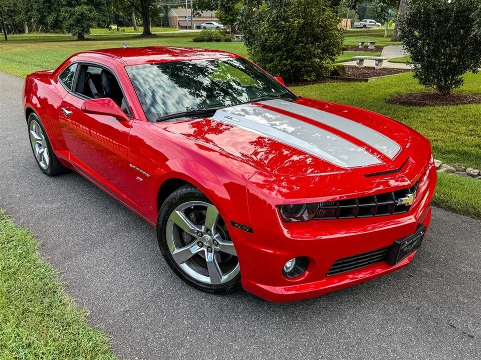2011 Chevrolet Camaro SS 5th Gen - Image 27 of 31