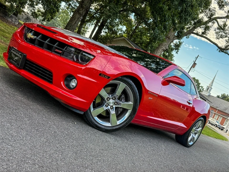 2011 Chevrolet Camaro SS 5th Gen - Image 3 of 31
