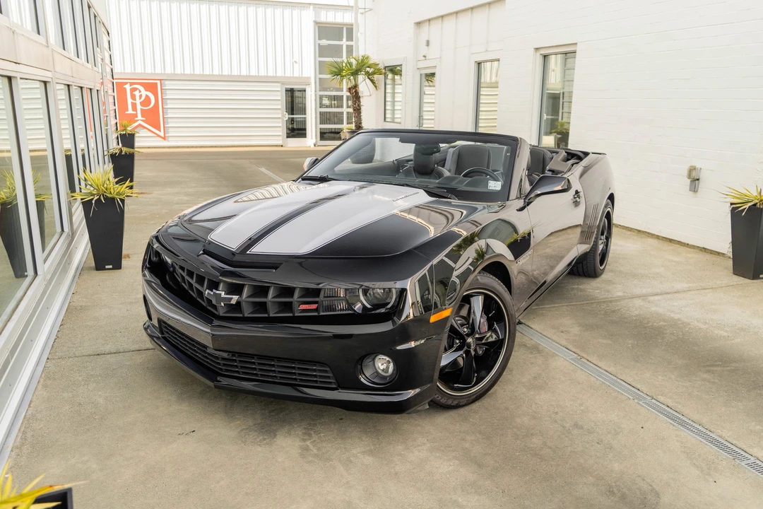 2011 Chevrolet Camaro SS 5th Gen - Image 2 of 31