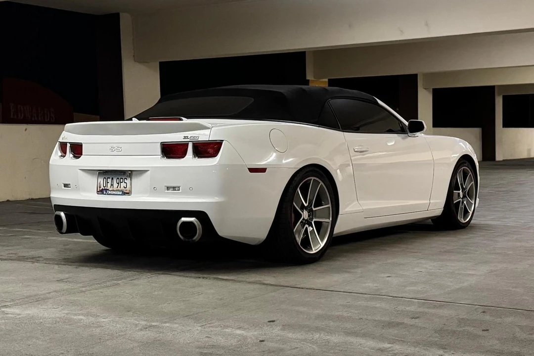 2011 Chevrolet Camaro SS 5th Gen - Image 4 of 31