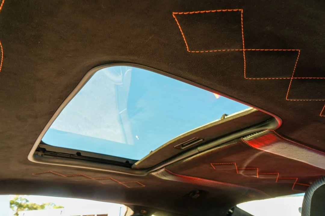 2011 Chevrolet - Image 29 of 31