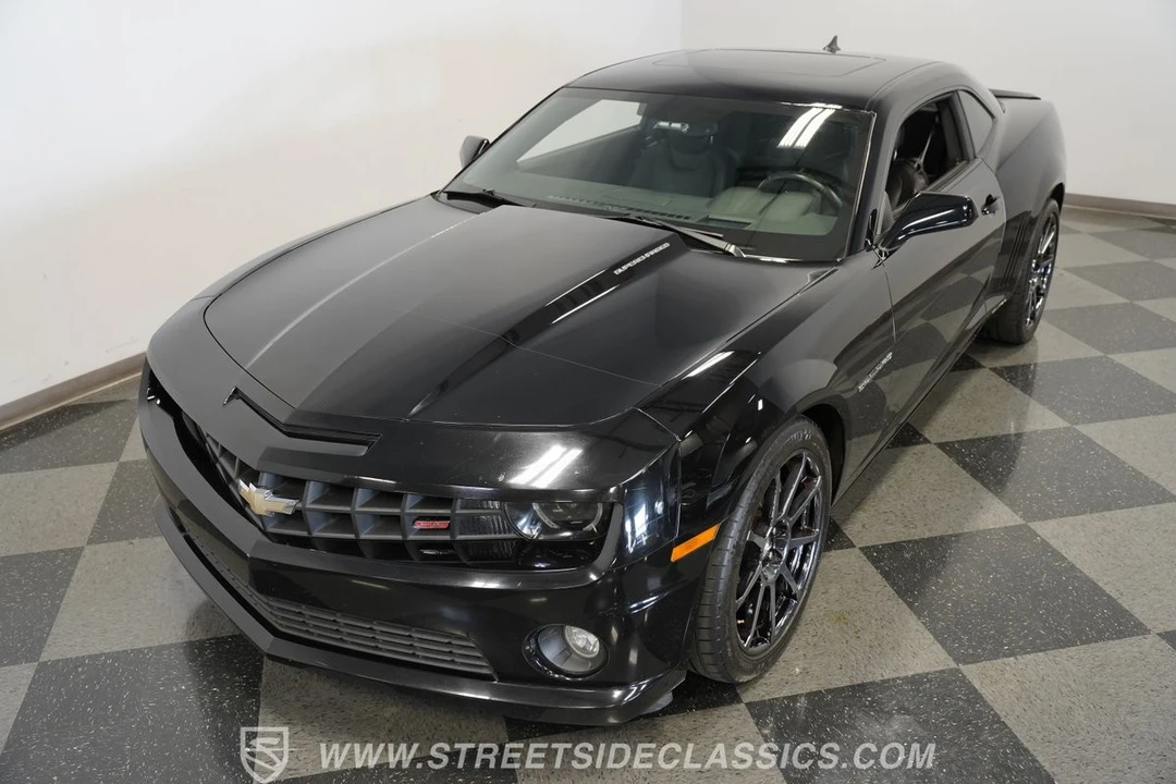 2011 Chevrolet Camaro - Image 20 of 31
