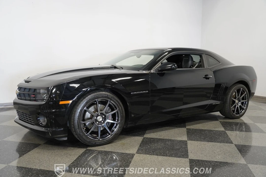 2011 Chevrolet Camaro - Image 7 of 31