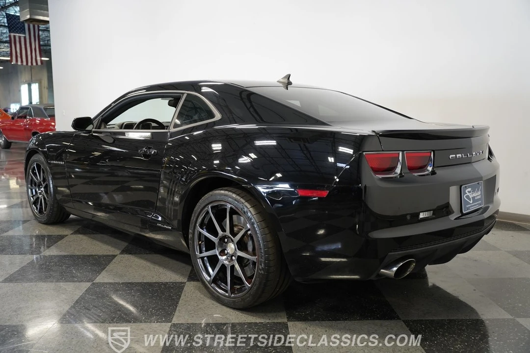 2011 Chevrolet Camaro - Image 10 of 31