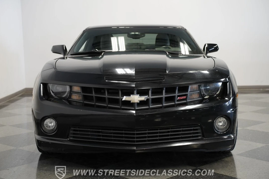 2011 Chevrolet Camaro - Image 18 of 31