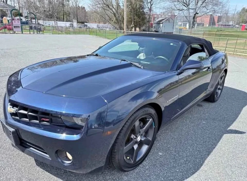 2011 Chevrolet Camaro 5th Gen - Image 2 of 3