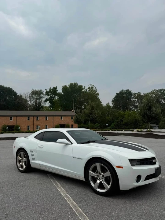2011 Chevrolet Camaro 5th Gen - Image 3 of 11