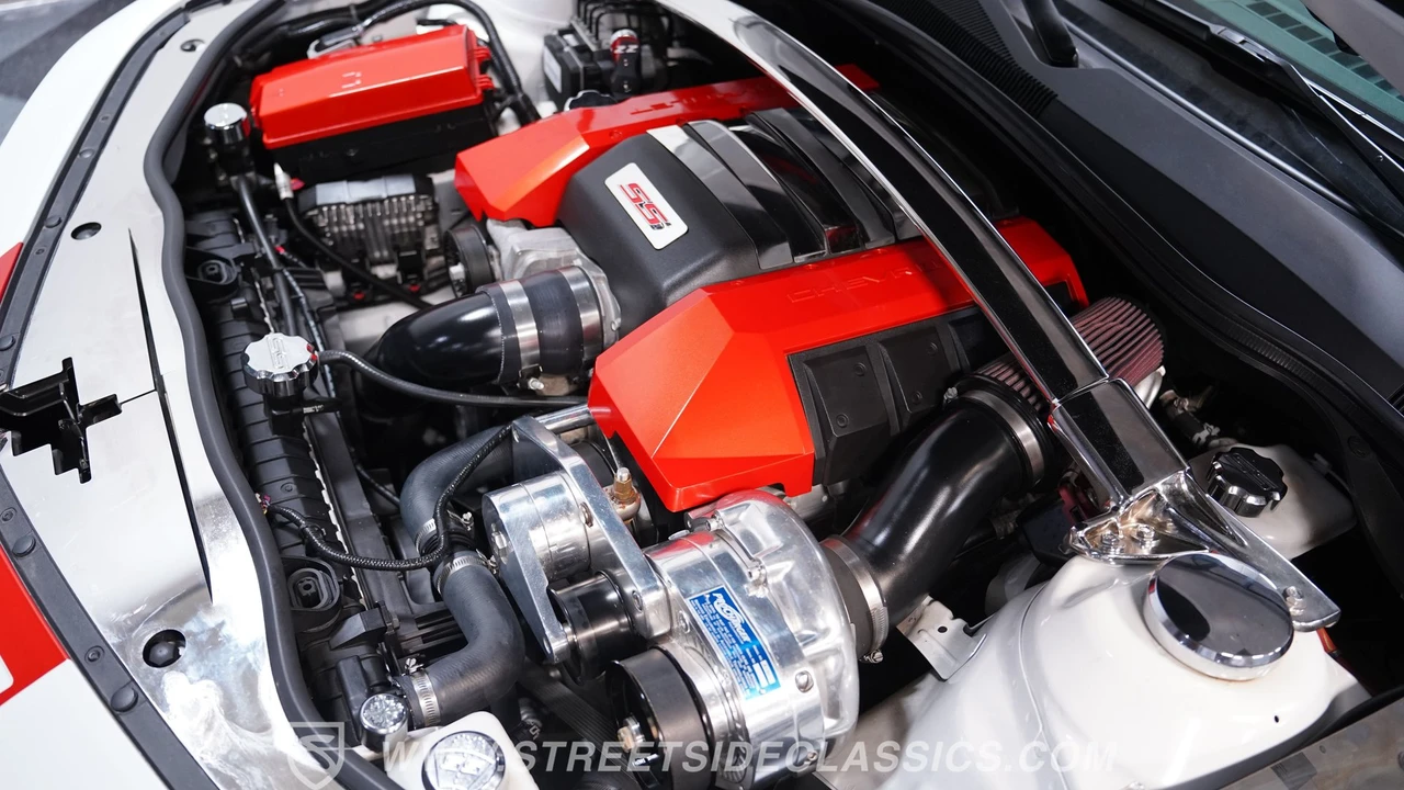 2011 Chevrolet Camaro 5th Gen - Image 15 of 29