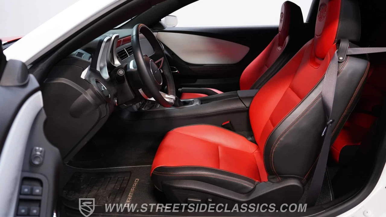 2011 Chevrolet Camaro 5th Gen - Image 16 of 29