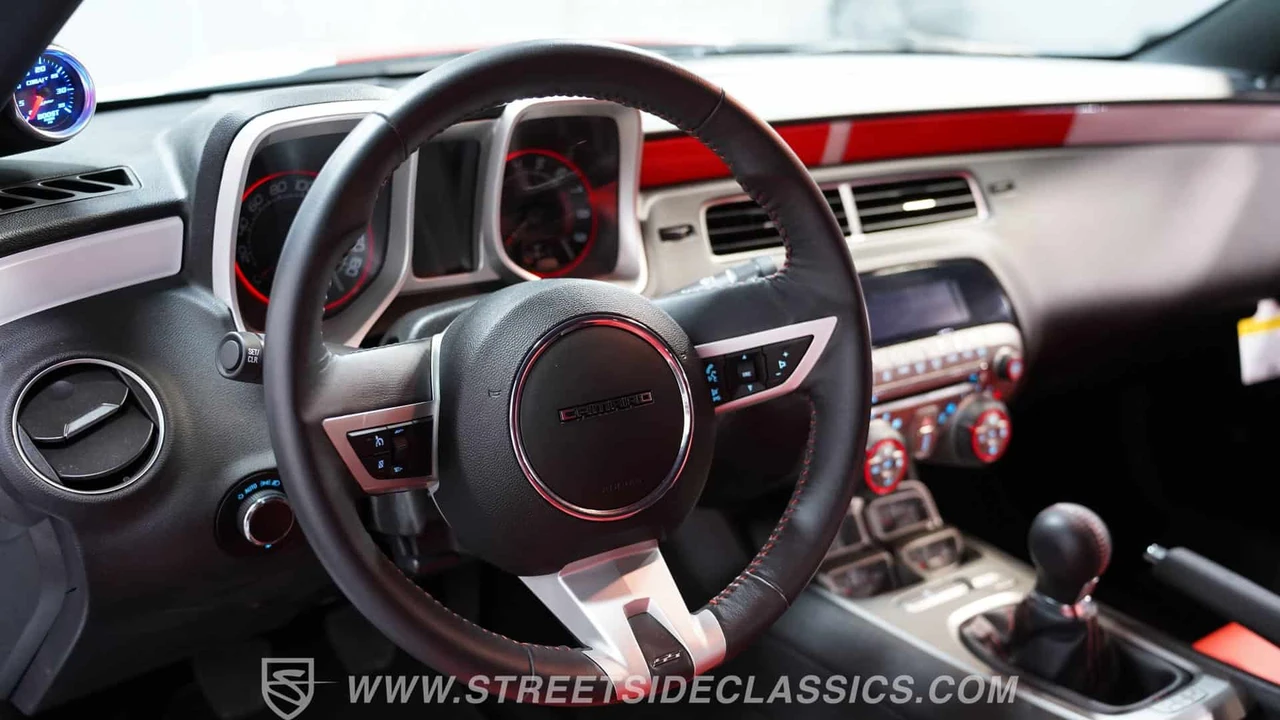 2011 Chevrolet Camaro 5th Gen - Image 17 of 29